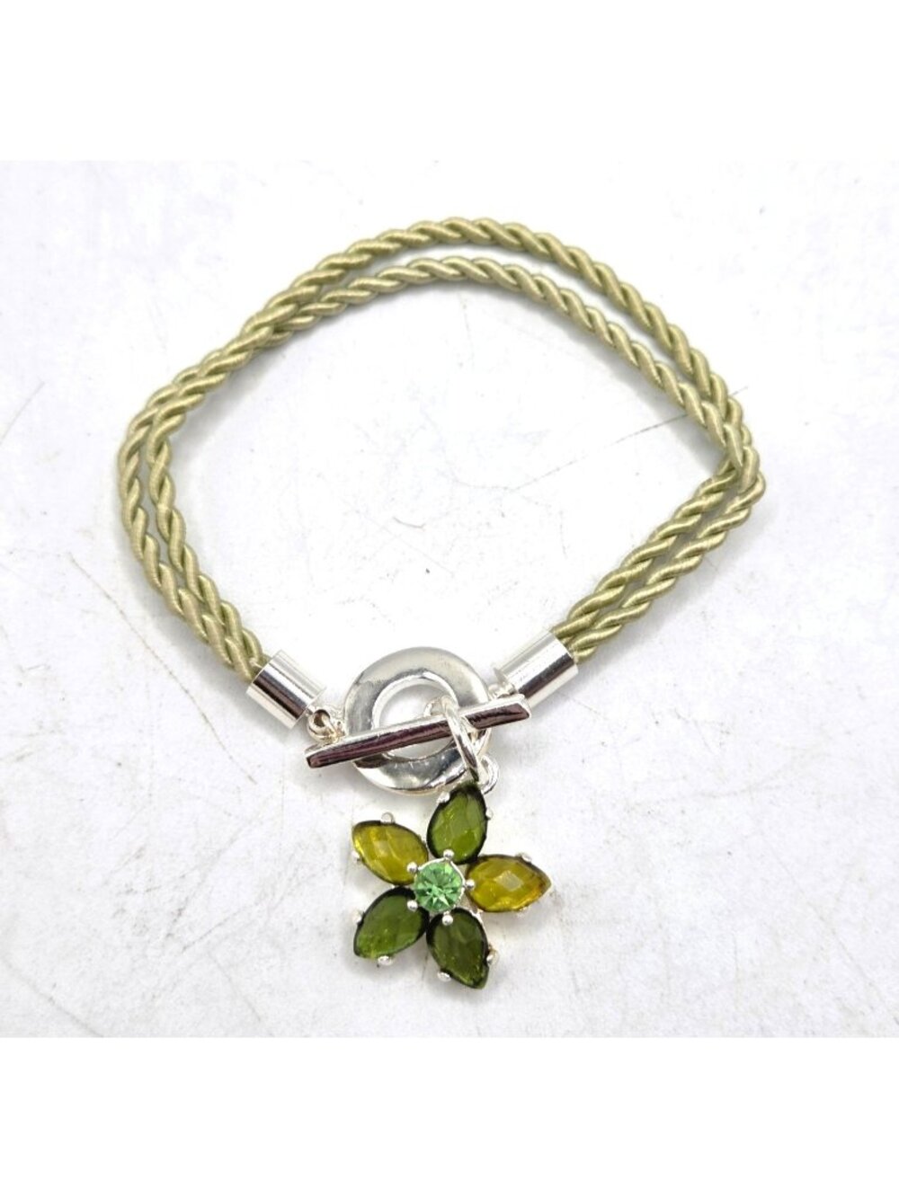 Silver-Tone Toggle Clasp Bracelet With Green Rhinestone Flower Charm